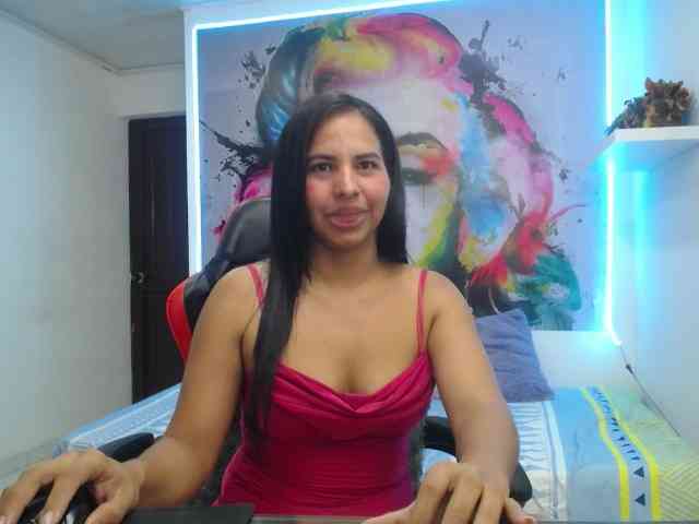 nicol-ross19 webcam