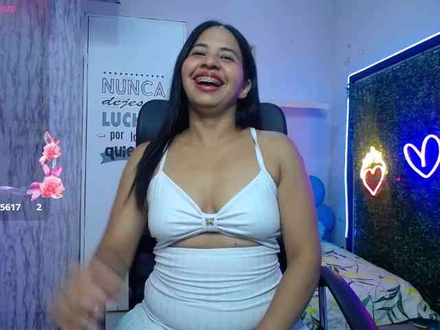 nicol-ross19 webcam