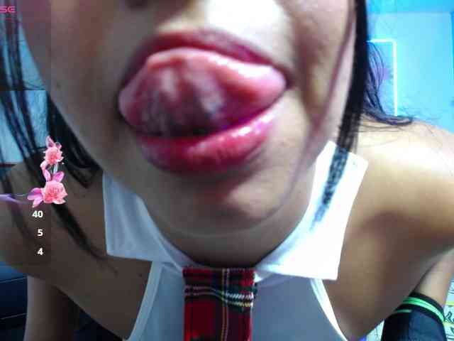 nicol-ross19 webcam
