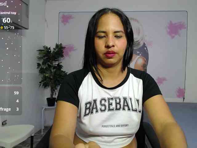nicol-ross19 webcam