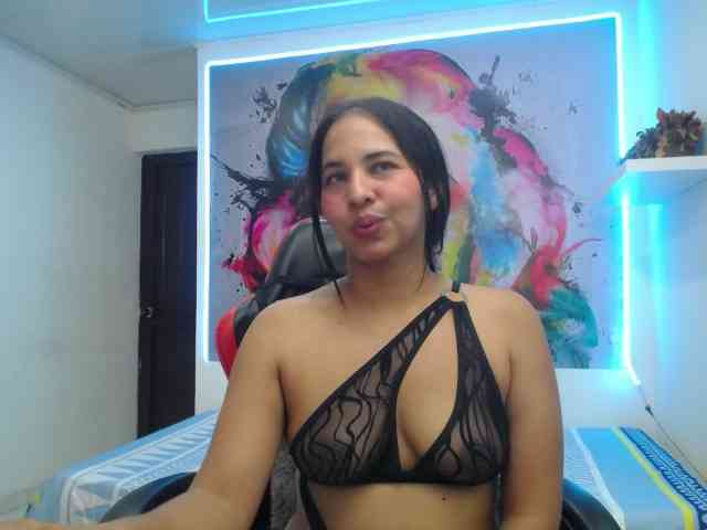 nicol-ross19 webcam