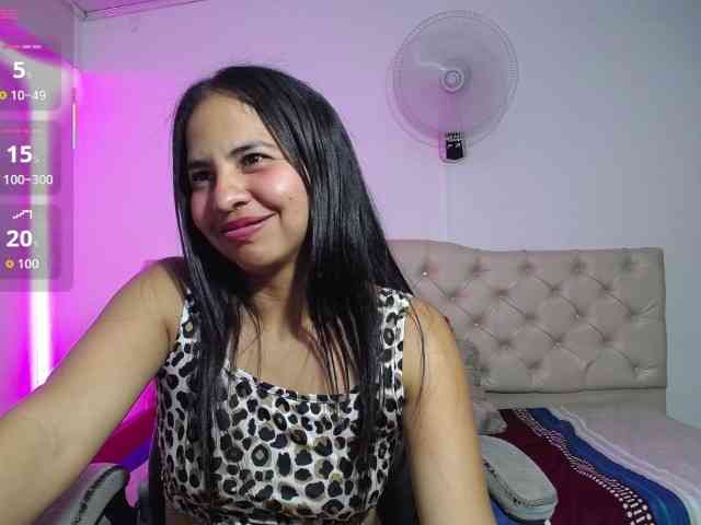 nicol-ross19 webcam