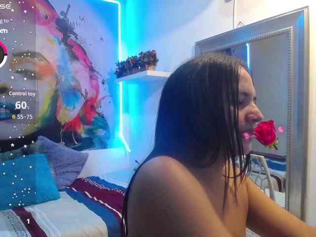nicol-ross19 webcam