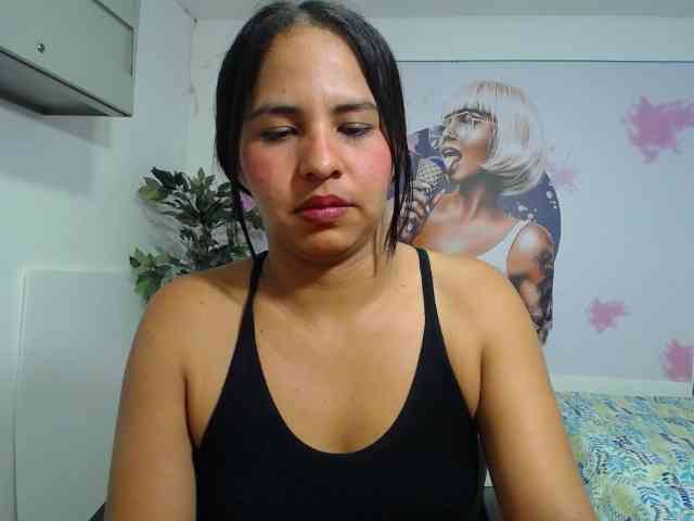 nicol-ross19 webcam