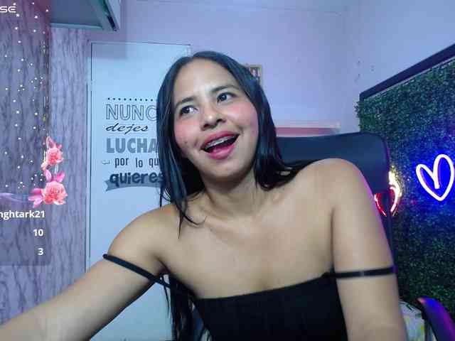 nicol-ross19 webcam