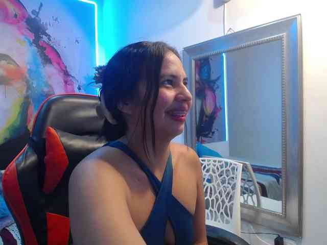 nicol-ross19