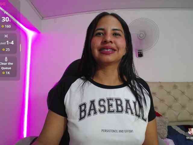 nicol-ross19 webcam