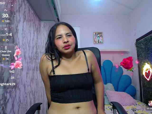 nicol-ross19 webcam