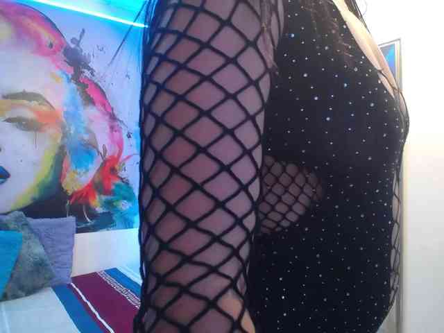 nicol-ross19 webcam