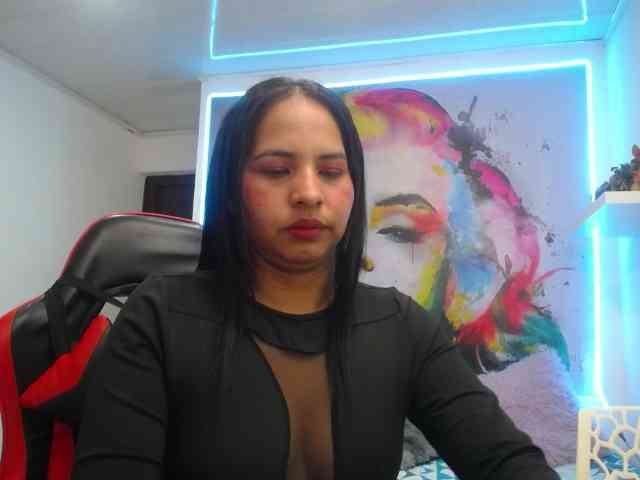 nicol-ross19 webcam