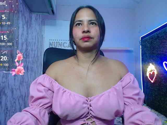 nicol-ross19 webcam