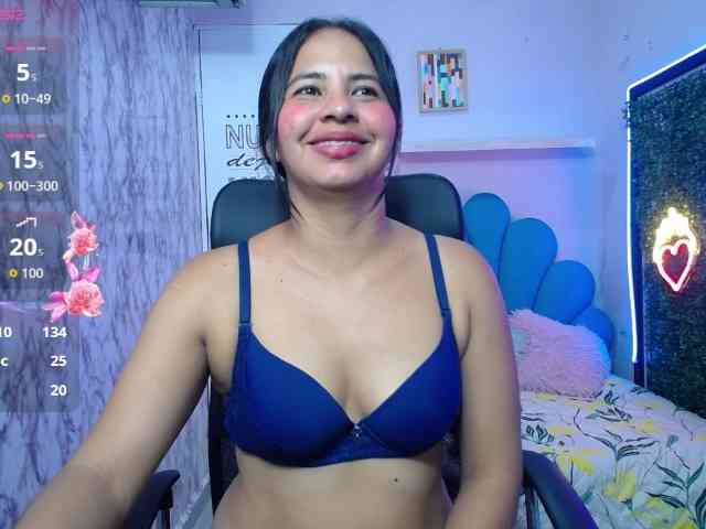 nicol-ross19 webcam