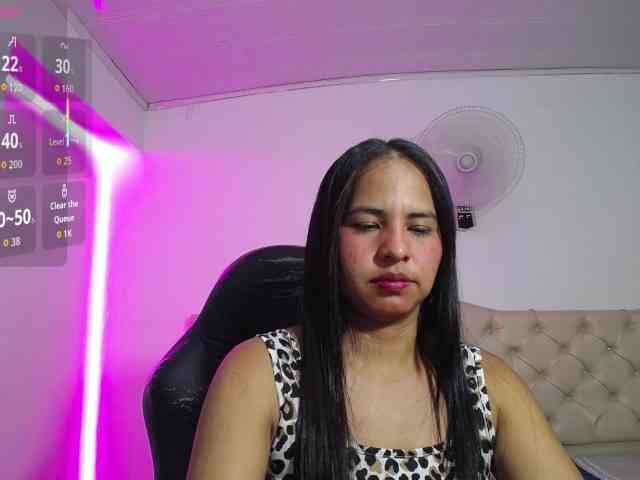 nicol-ross19 webcam