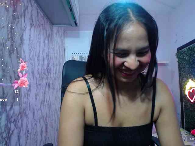 nicol-ross19 webcam