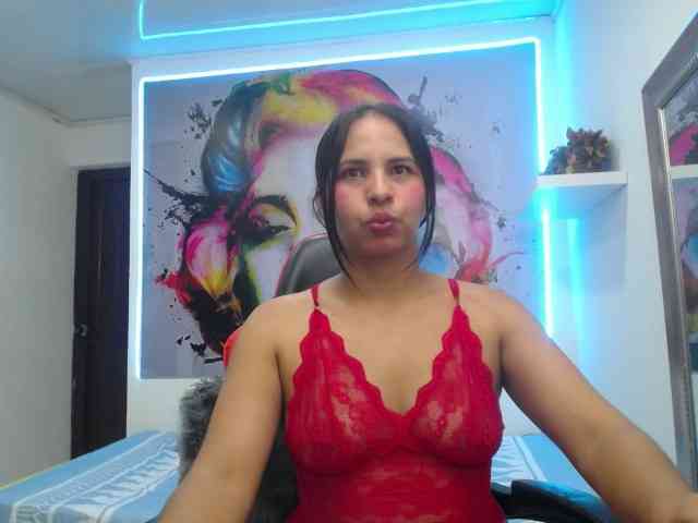 nicol-ross19 webcam