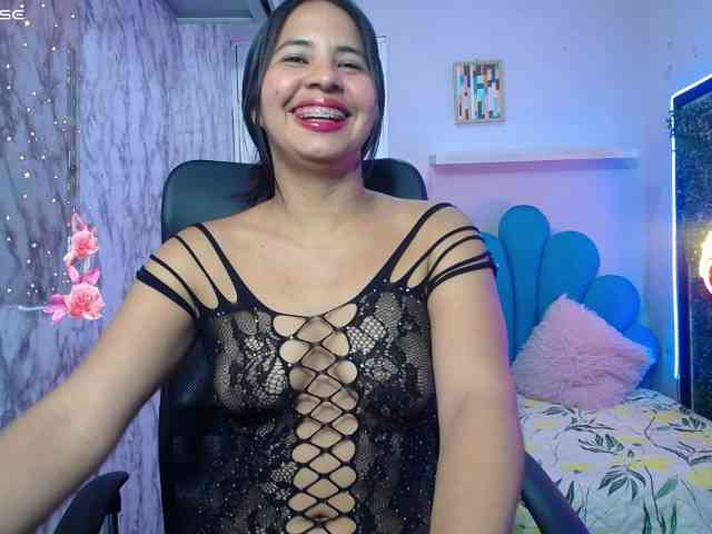 nicol-ross19 webcam