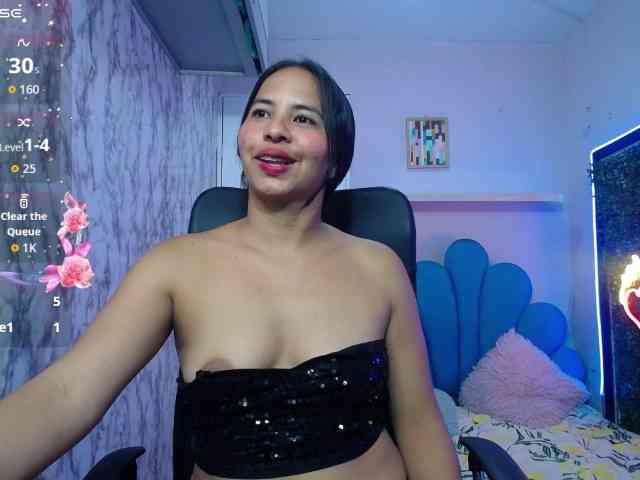 nicol-ross19 webcam