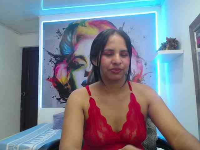 nicol-ross19 webcam