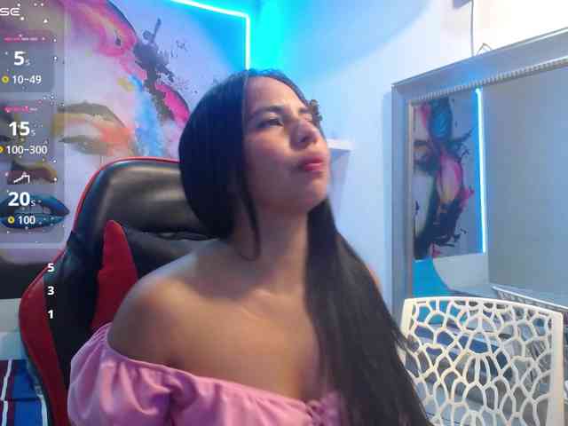nicol-ross19 webcam