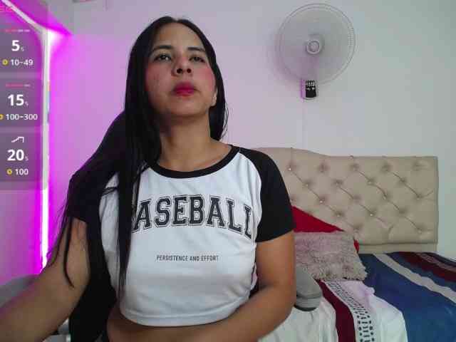 nicol-ross19 webcam