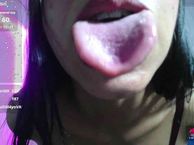 nicol-ross19 webcam