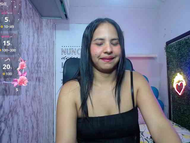 nicol-ross19 webcam
