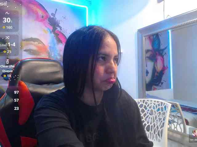 nicol-ross19 webcam