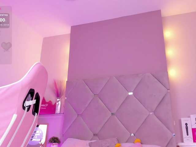 MeganRosse1 live cam on BongaCams