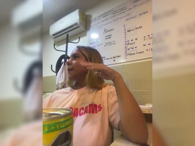 MeganRosse1, live now on BongaCams