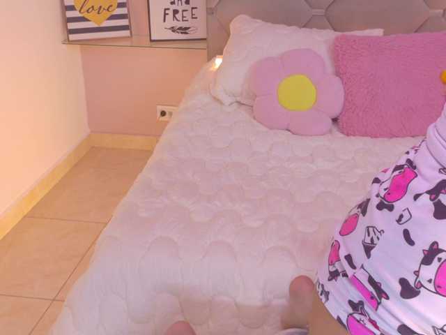 MeganRosse1 live cam on BongaCams