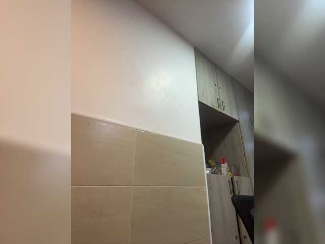MeganRosse1 live cam on BongaCams