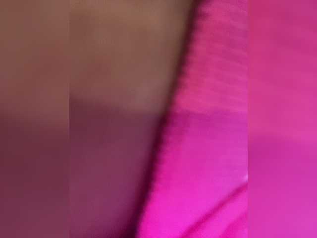 MeganRosse live cam preview