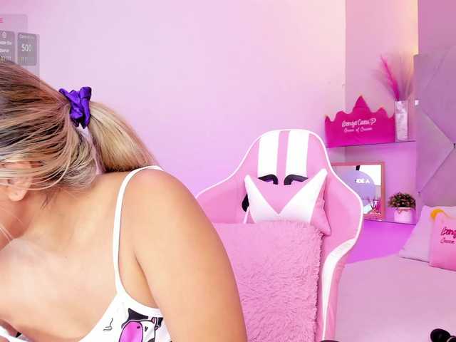 MeganRosse1 live cam on BongaCams