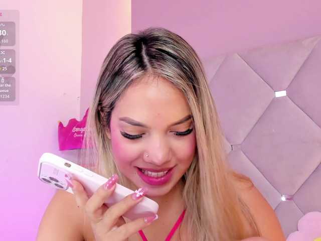 MeganRosse1 live cam on BongaCams