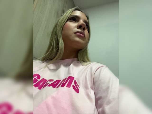 MeganRosse live webcam show