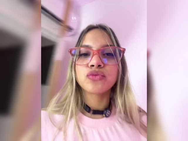 MeganRosse live webcam show