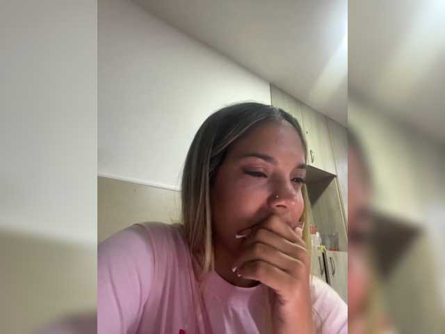 MeganRosse1 live cam on BongaCams