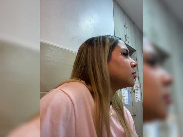 MeganRosse1 live cam on BongaCams