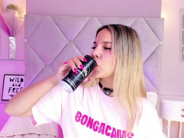 MeganRosse1 live cam on BongaCams