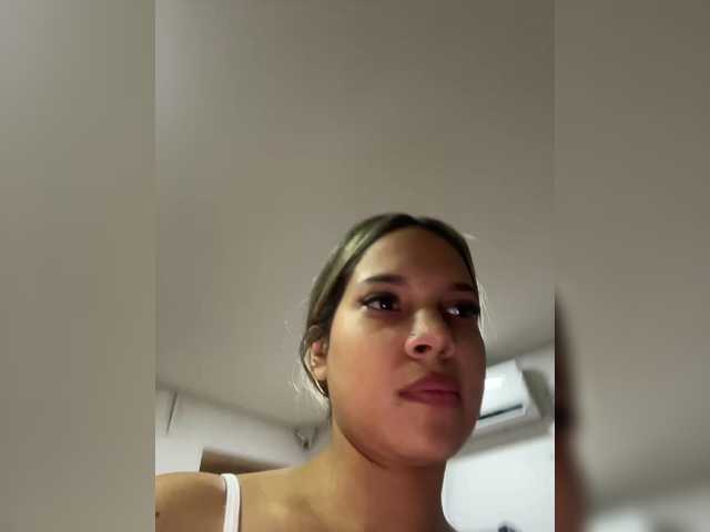 MeganRosse1 live cam preview