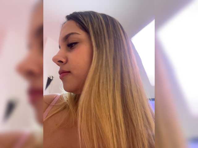 MeganRosse1 live webcam show
