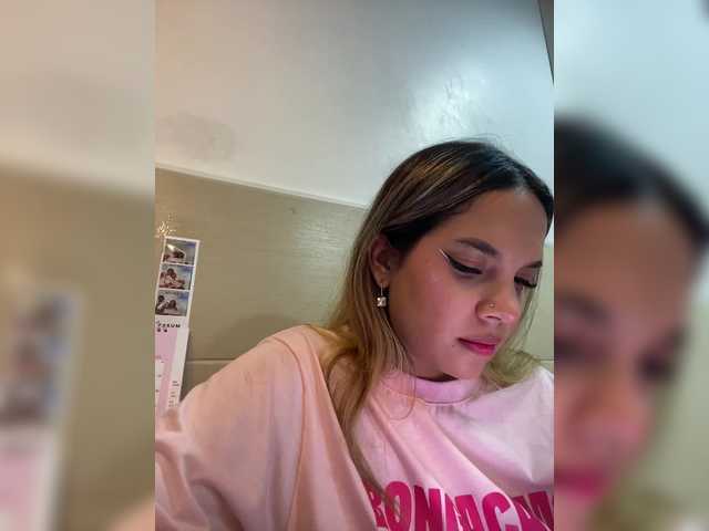 MeganRosse1 live cam on BongaCams
