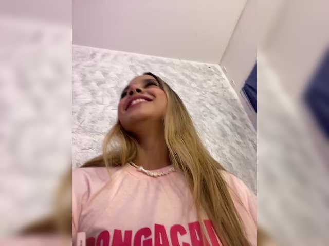 MeganRosse1 live cam on BongaCams