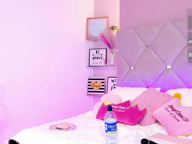 MeganRosse1 live cam on BongaCams