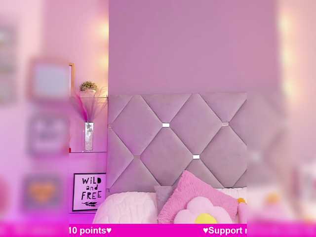 MeganRosse1 live cam on BongaCams