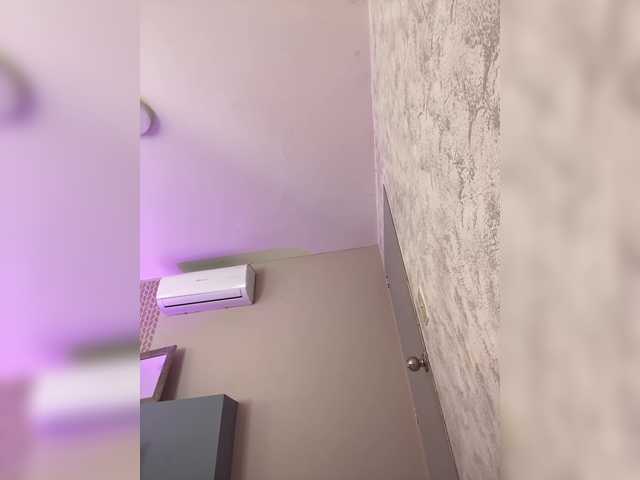MeganRosse1 live cam on BongaCams