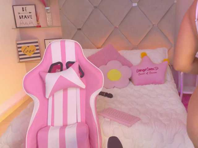 MeganRosse1 live cam