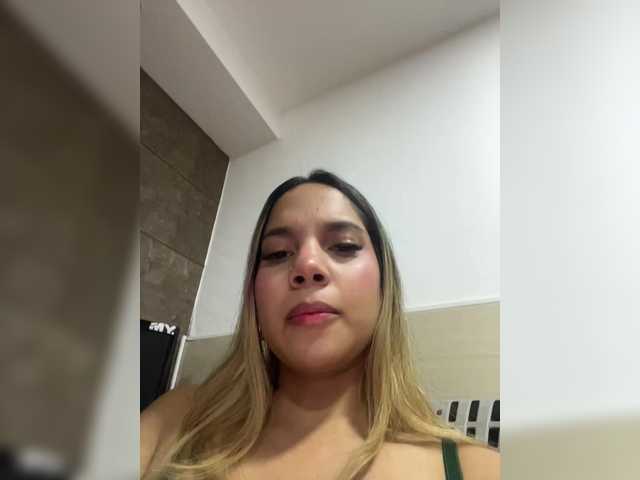 MeganRosse1 live cam on BongaCams