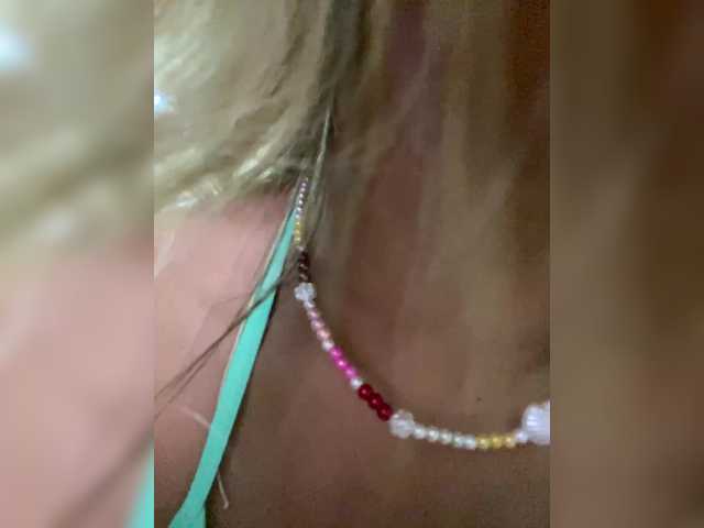 MeganRosse1 live cam on BongaCams
