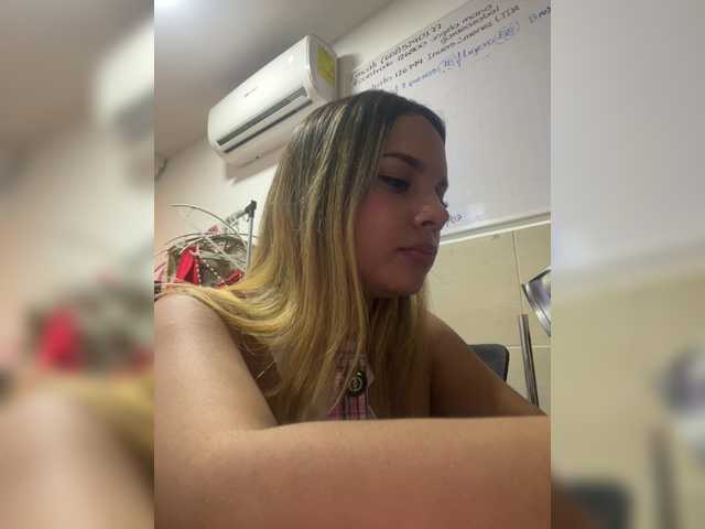 MeganRosse1 live cam